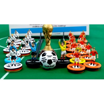 Subbuteo Andrew Table Soccer Germany Holland World Cup Final set on WSB Professional bases